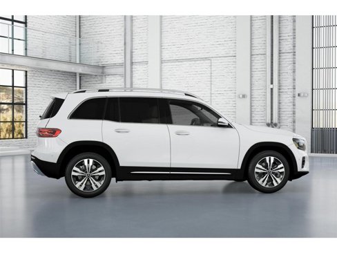 New 2025 Mercedes-Benz GLB 250 image 17