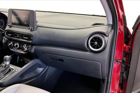 Used 2023 Hyundai Kona SEL image 16