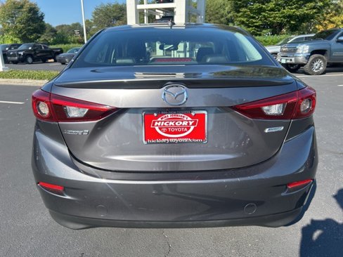 Used 2018 MAZDA MAZDA3 Grand Touring w/ Premium Equipment Package image 6