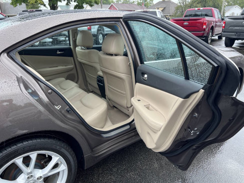Used 2014 Nissan Maxima 3.5 SV w/ Premium Package image 28