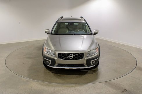 Used 2015 Volvo XC70 T6 Premier Plus image 9