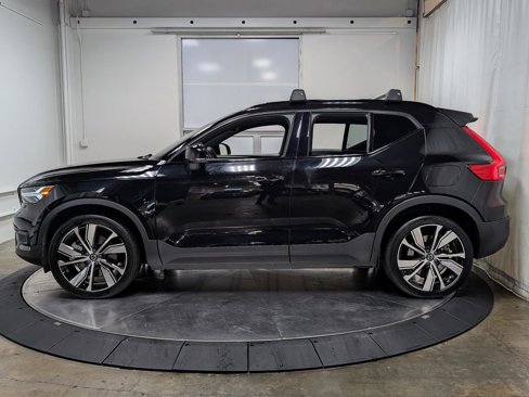 Used 2021 Volvo XC40 P8 Recharge w/ Advanced Package image 6