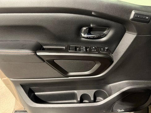 Used 2020 Nissan Titan PRO-4X image 14
