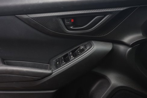 Used 2018 Subaru Impreza 2.0i Premium image 23