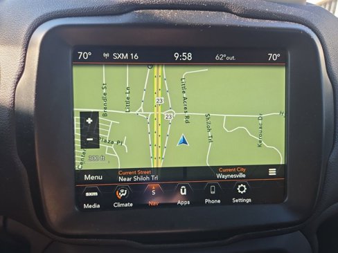 Used 2023 Jeep Renegade Altitude image 17