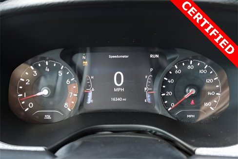 Used 2023 Jeep Compass Latitude image 24