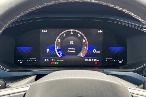 Used 2022 Volkswagen Taos SE image 24