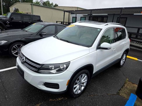 Used 2017 Volkswagen Tiguan Wolfsburg Edition image 4