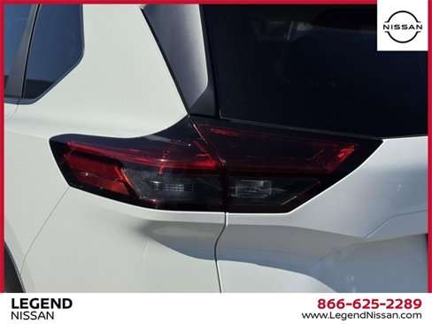 Certified 2023 Nissan Rogue S image 11