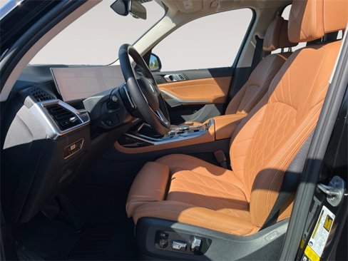 Certified 2023 BMW X7 xDrive40i w/ Parking Assistance Package image 9