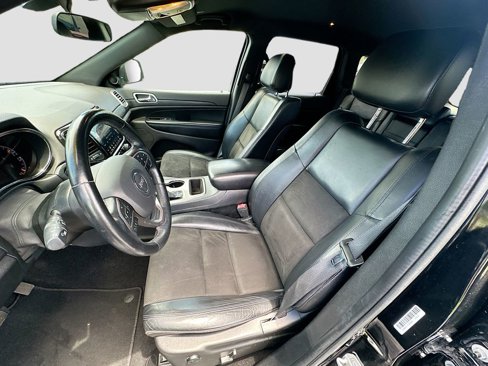 Used 2021 Jeep Grand Cherokee Laredo X image 25