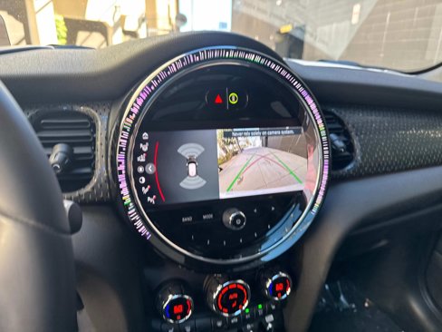Certified 2024 MINI Cooper SE image 21