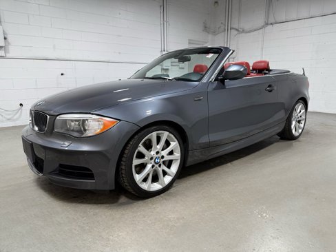Used 2013 BMW 135i Convertible image 1