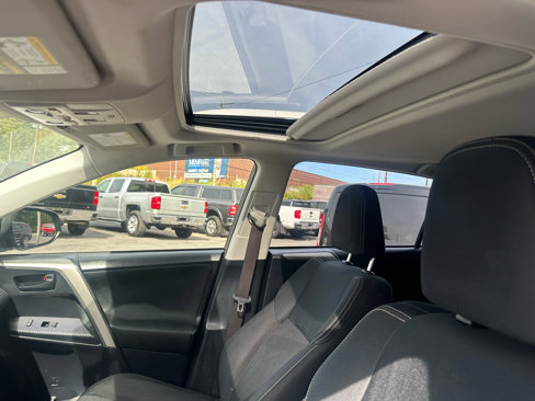 Used 2013 Toyota RAV4 XLE image 12