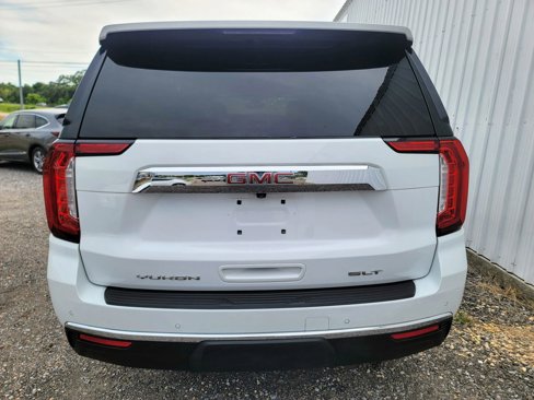 Used 2021 GMC Yukon XL SLT image 5