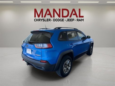 Used 2020 Jeep Cherokee Trailhawk image 6