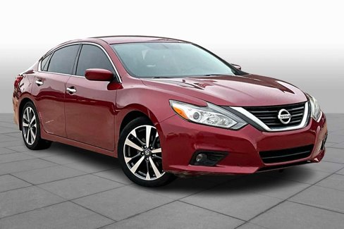 Used 2016 Nissan Altima 2.5 SR image 3