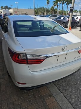 Used 2017 Lexus ES 350 image 6