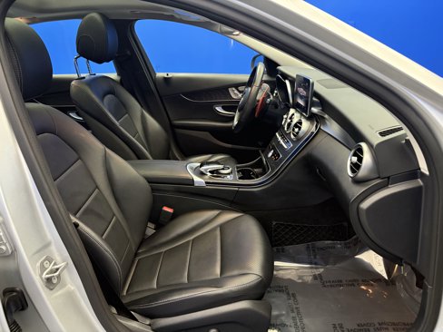 Used 2016 Mercedes-Benz C 300 Sedan image 25