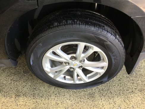 Used 2017 Chevrolet Equinox LT image 13