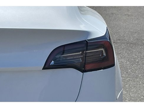 Used 2020 Tesla Model 3 Standard Range image 44