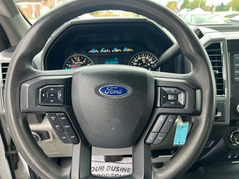 Used 2015 Ford F150 XLT image 16