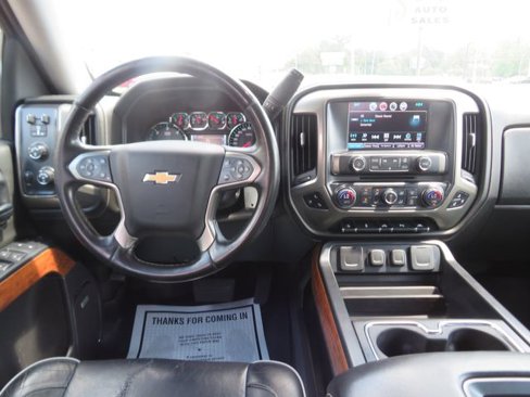 Used 2017 Chevrolet Silverado 1500 High Country image 24