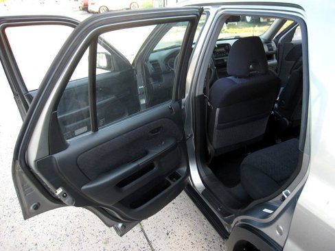 Used 2005 Honda CR-V LX image 25