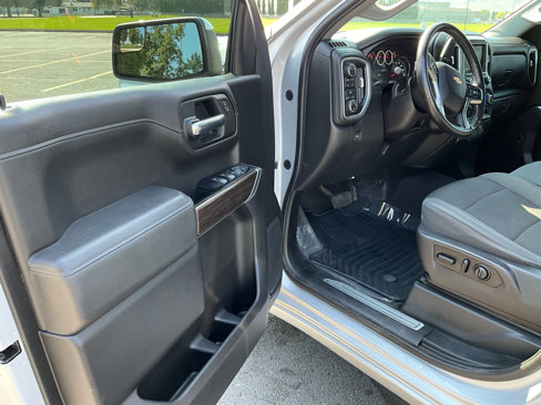 Used 2019 Chevrolet Silverado 1500 LT w/ All-Star Edition image 9