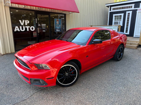 Used 2014 Ford Mustang Coupe w/ Equipment Group 102A image 2