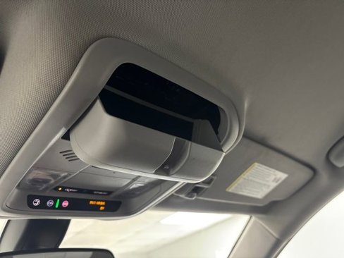Used 2019 Chevrolet Equinox LT image 54