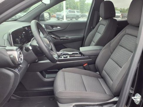 New 2026 Chevrolet Equinox LT w/ LPO, Floor Liner Package image 15