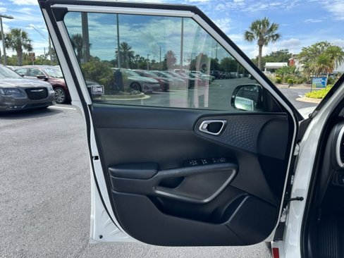 Used 2021 Kia Soul GT-Line image 36