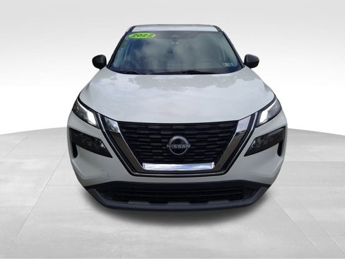 Used 2022 Nissan Rogue S image 9