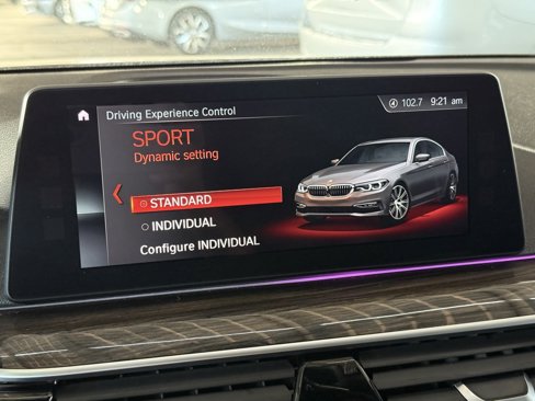 Used 2018 BMW 530i image 5