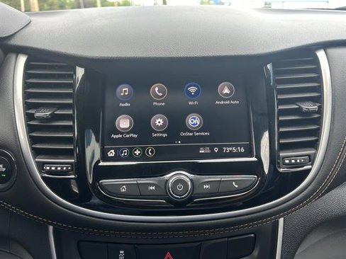 Certified 2022 Chevrolet Trax LT w/ Sport Edition image 16