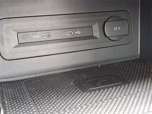 Used 2021 Volkswagen Atlas SE image 25