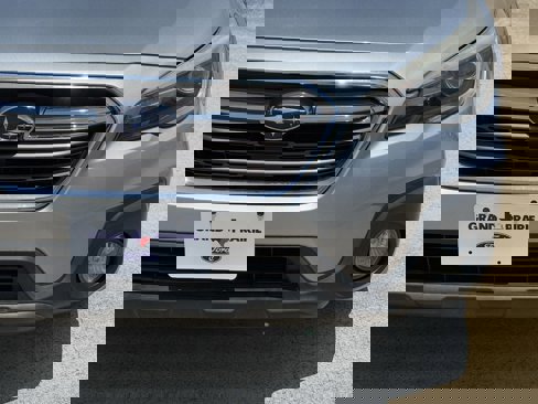 Used 2019 Subaru Outback 2.5i Limited image 10
