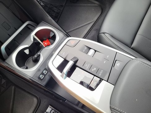 New 2025 BMW X2 xDrive28i w/ Convenience Package image 18