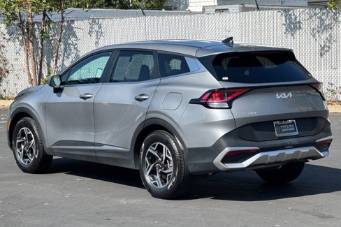 Used 2023 Kia Sportage LX image 6