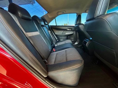 Used 2014 Toyota Camry SE image 8