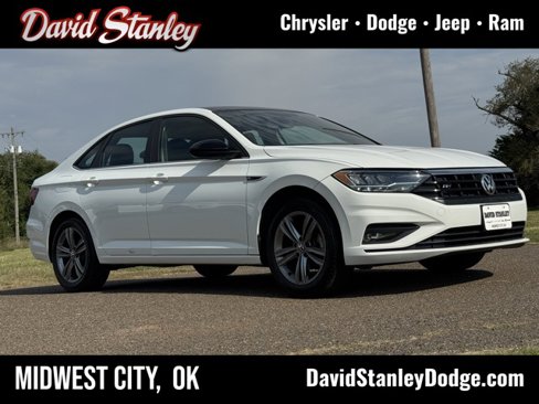Used 2019 Volkswagen Jetta R-Line image 1