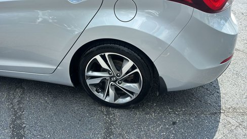 Used 2014 Hyundai Elantra Limited w/ Option Group 03 image 9