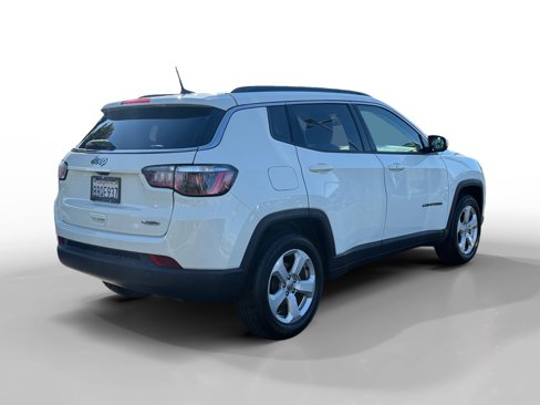 Used 2018 Jeep Compass Latitude w/ Popular Equipment Group image 5