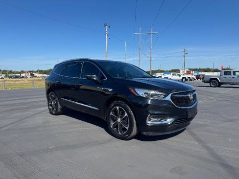 Used 2019 Buick Enclave Essence w/ LPO, Sport Appearance Package image 6