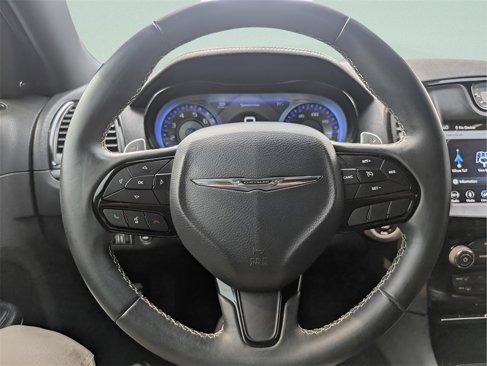 Used 2018 Chrysler 300 S w/ 300S Premium Group image 24