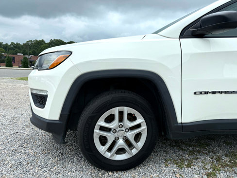 Used 2018 Jeep Compass Sport image 12