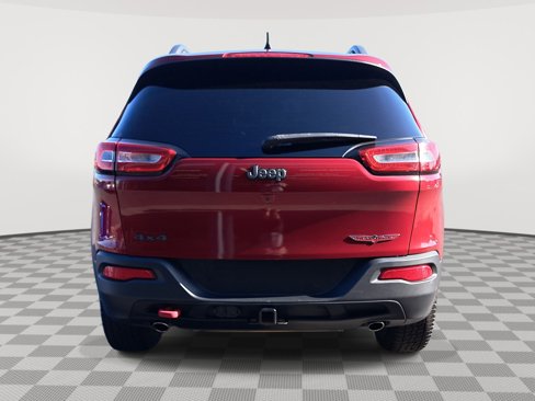 Used 2017 Jeep Cherokee Trailhawk image 7