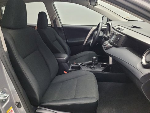 Used 2018 Toyota RAV4 LE image 21