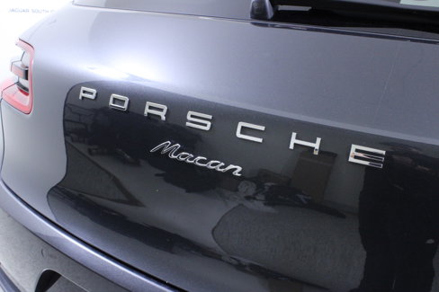 Used 2017 Porsche Macan image 10